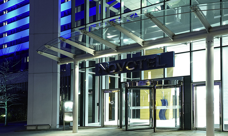 Novotel London West